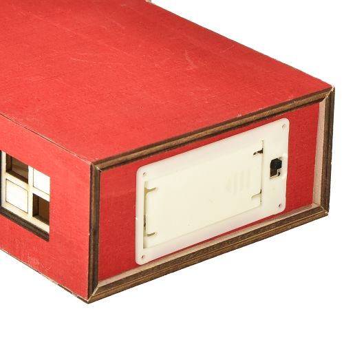 položky Drevená dekorácia domu, svietidlo, drevený červený a biely domček na batérie, výška 19,5 cm