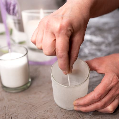 položky Sviečkový piesok, biely vosk v granulách na sviečky s knôtom 400g