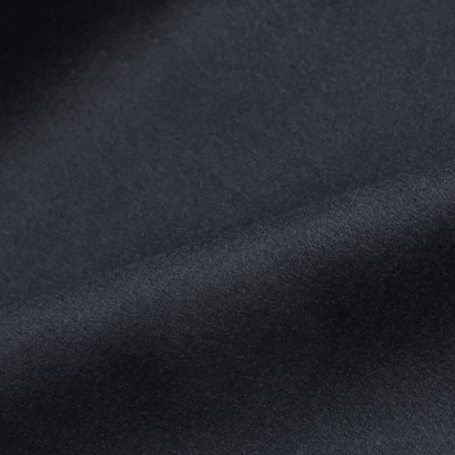 položky Zamatový behúň čierny, lesklá dekoračná látka, 28×270 cm - elegantný behúň na slávnostné príležitosti